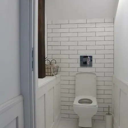 Apartament Z Widokiem Na Klasztor 크라쿠프