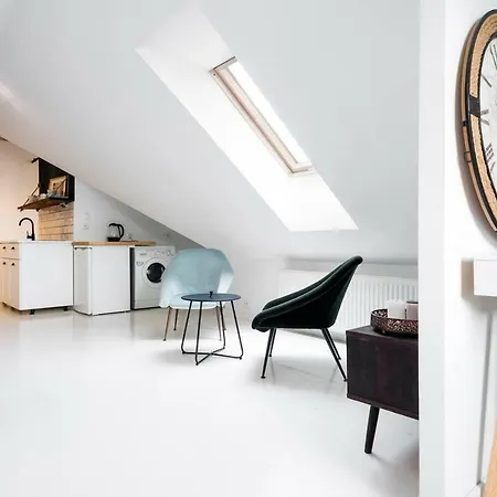 Проживание в семье Apartament Z Widokiem Na Klasztor *